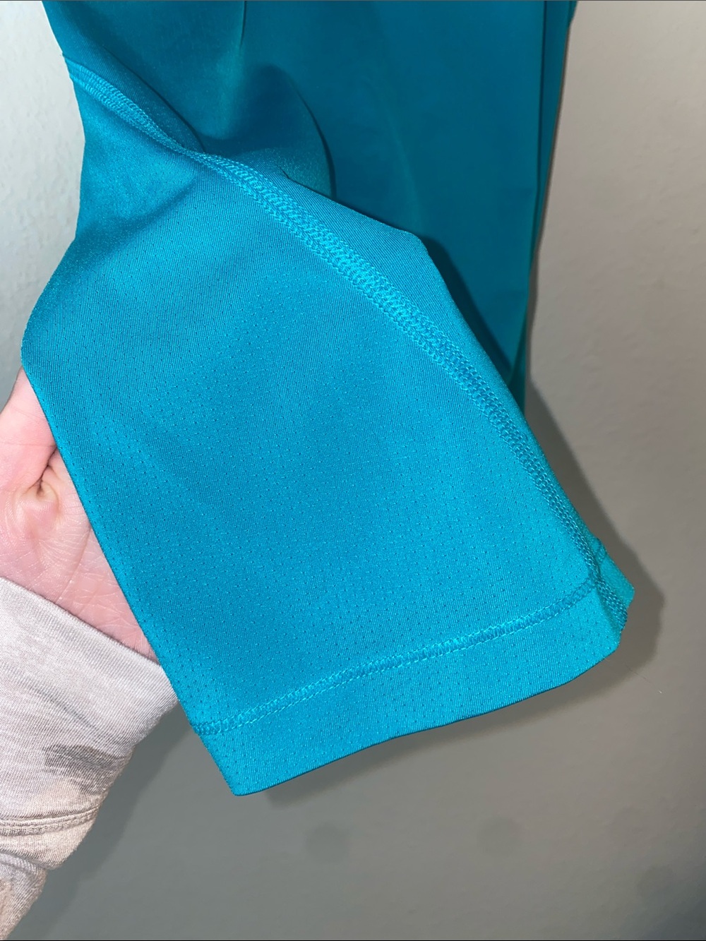 🎈Women’s Blue Nike Dri-fit tank top! - Picture 2 of 7